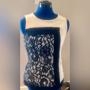 Worthington black/Ivory lace accent blouse sz S